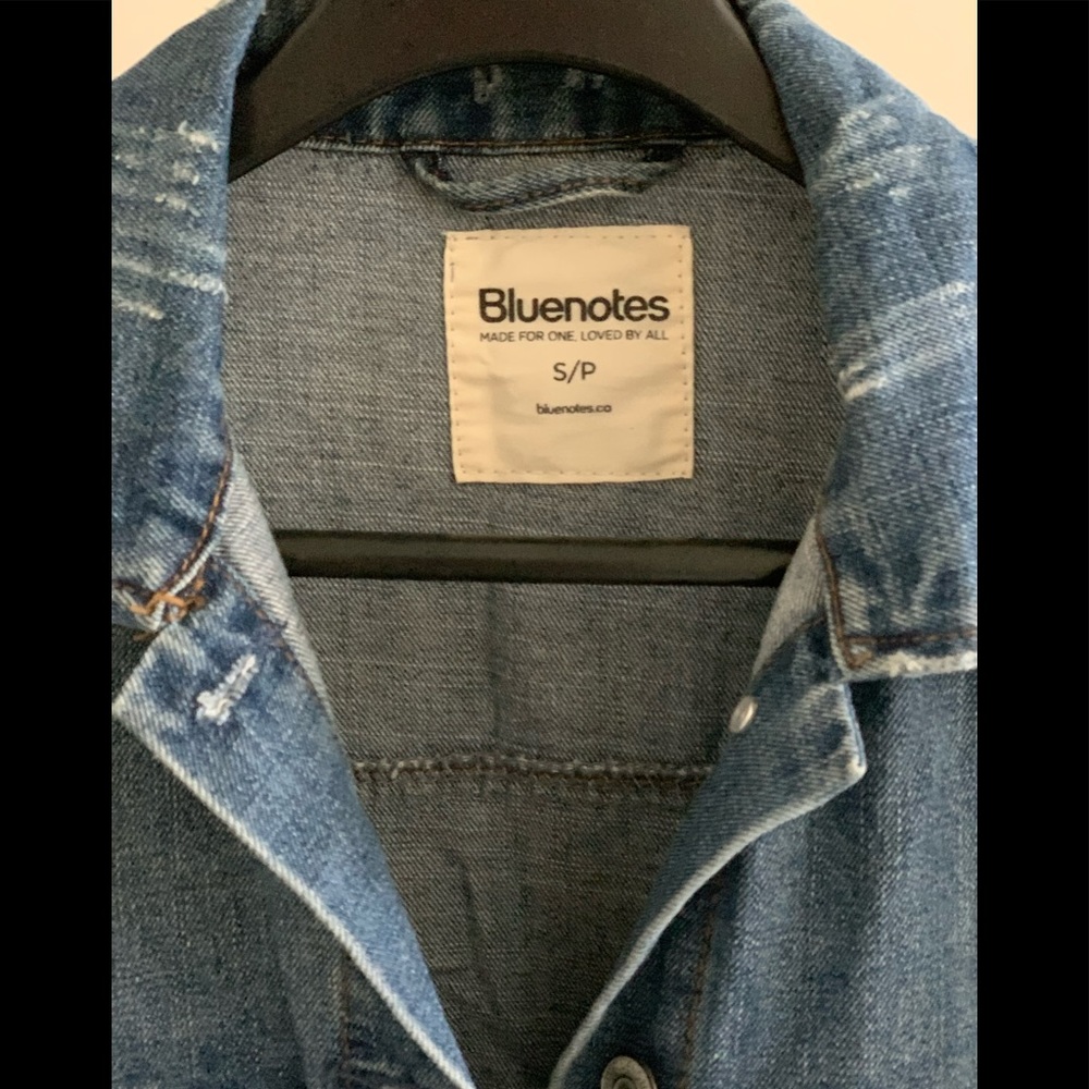 Bluenotes distressed denim jacket, size small